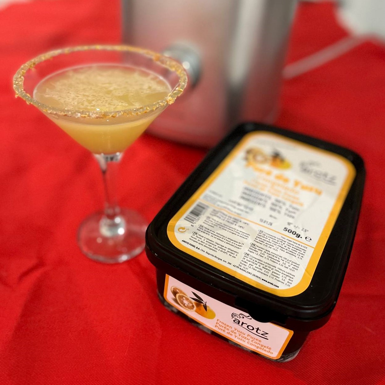 coctel con pure de yuzu congelado