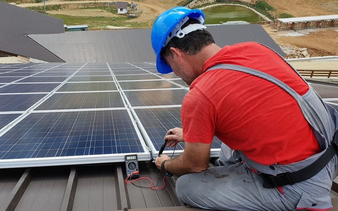 Invertimos en paneles solares para ser más sostenibles